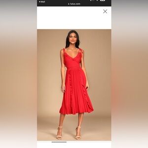 Lulu’s Little Red Dress